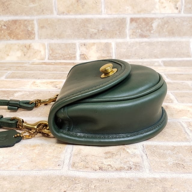 美品 オールドコーチ ☆USA製 レザー ミニ ショルダーバッグ ドイツ