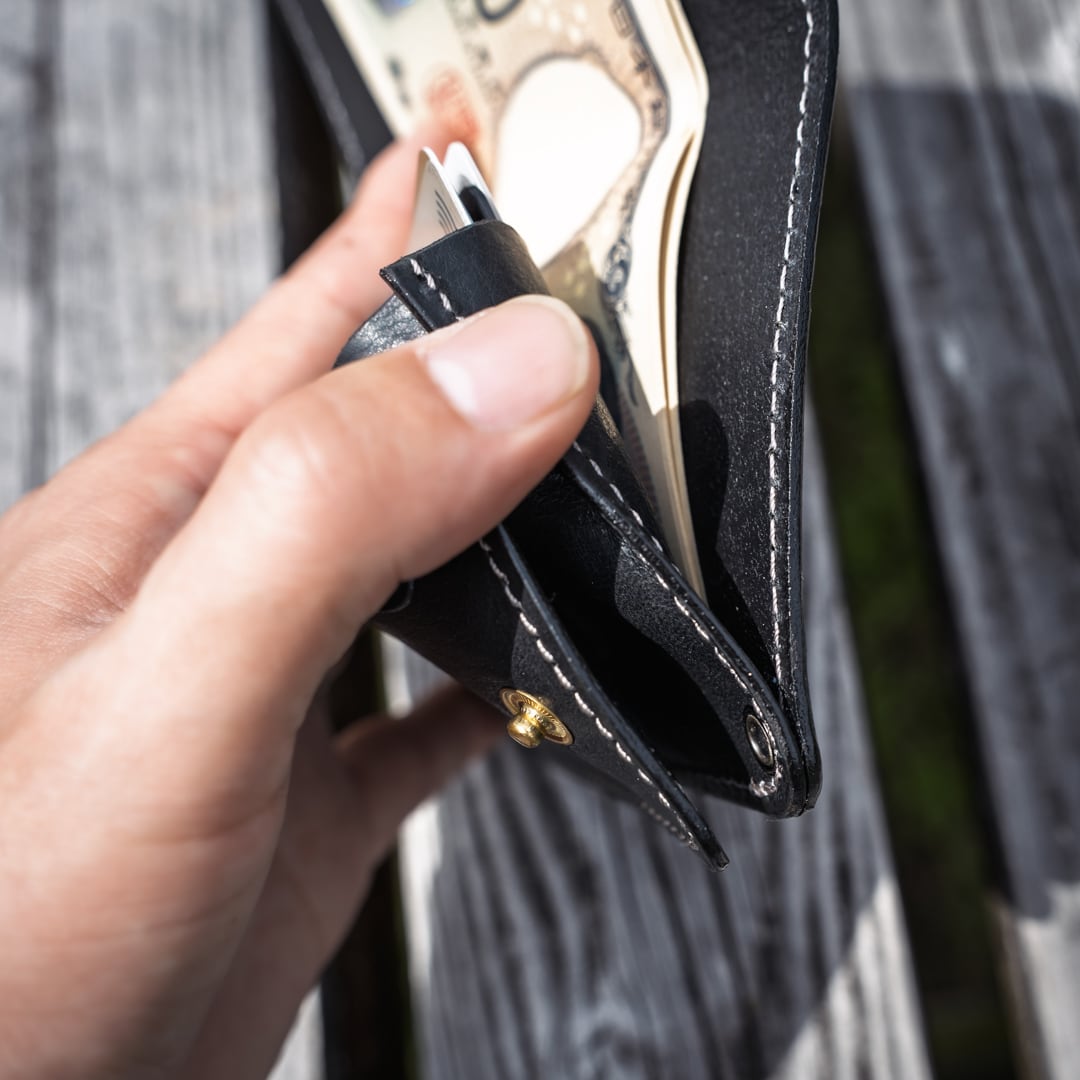 お札を折らない 小さなトラッカーウォレット Foldres rev.02