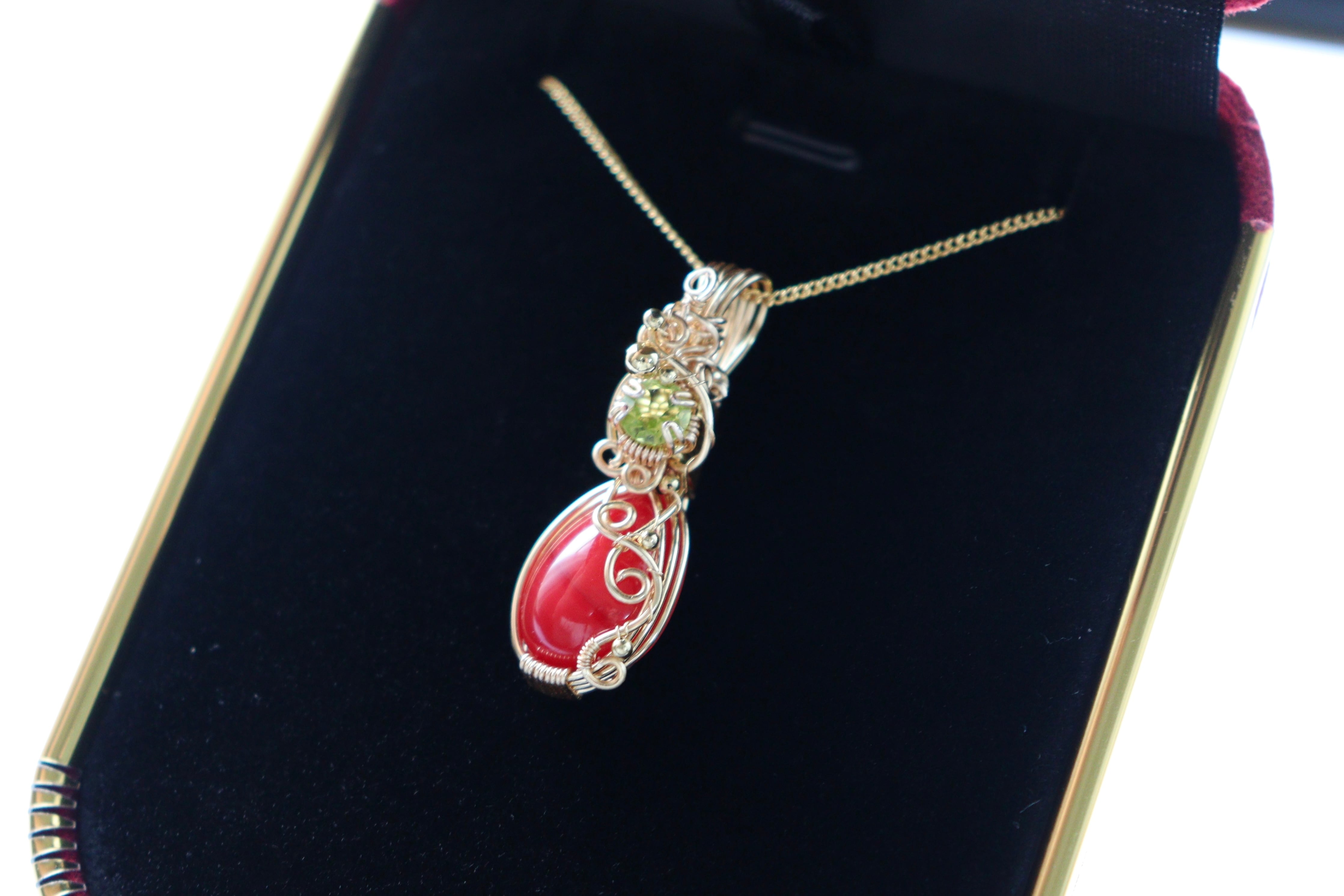 アンダラクリスタルのワイヤージュエリーネックレス✧ドラゴンズ