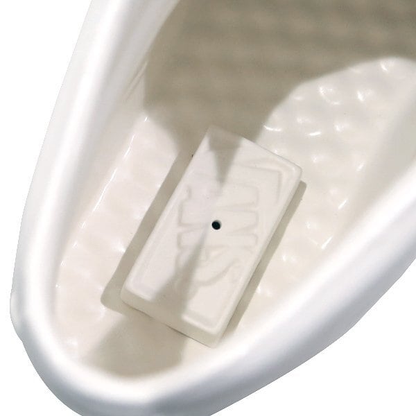 ea3e94f7c819055918d14cd5400bfb