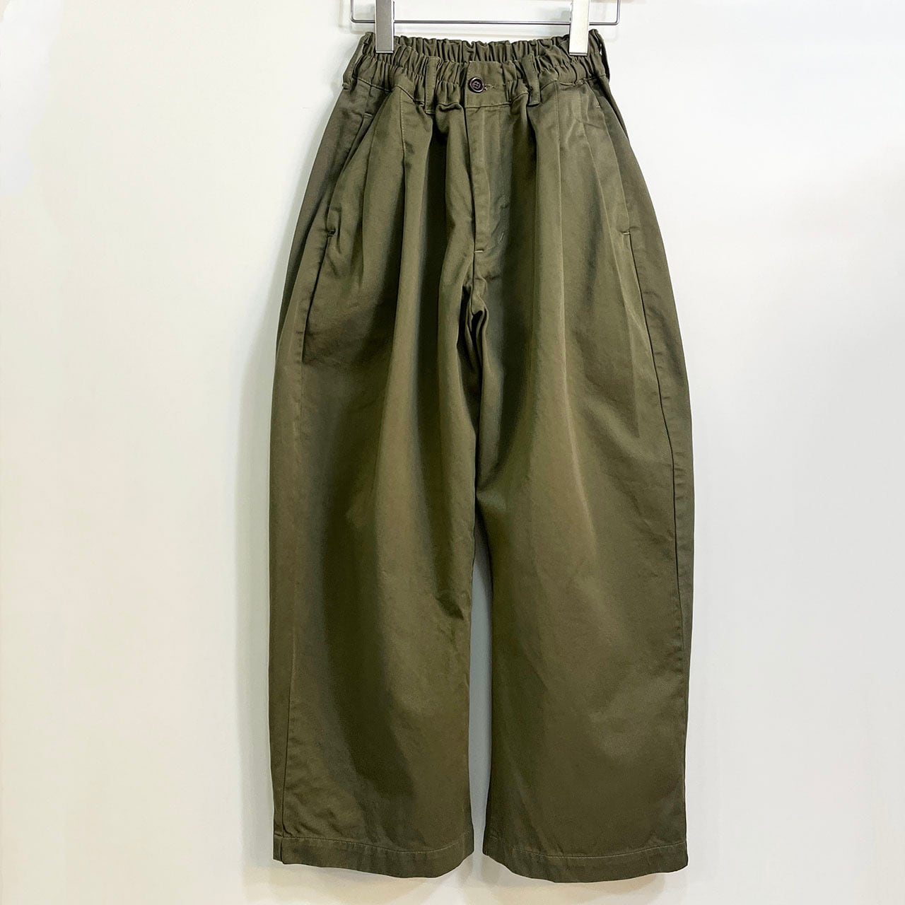 Sasanqua by trees サザンカバイツリー CHINO CROSS BANANA TROUSERS