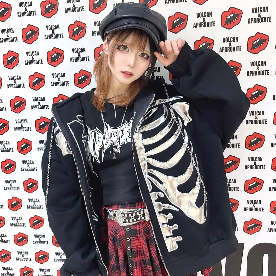 メタルBONE ZIPパーカー(裏起毛) | VOLCAN&APHRODITE