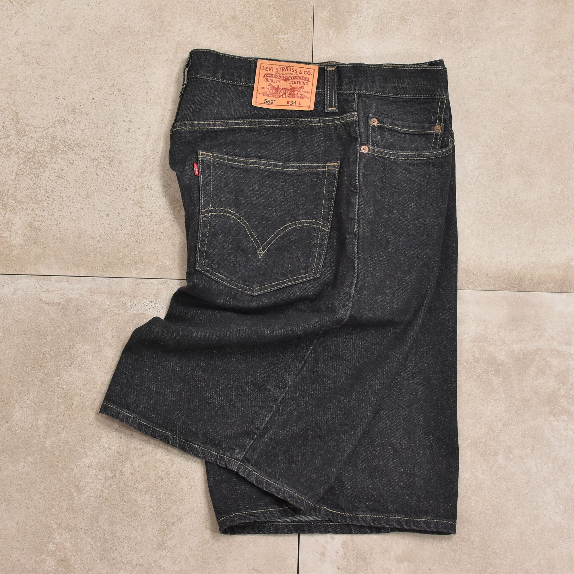 Levi's569 LOOSE STRAIGHT black denim shorts | 古着屋 grin days