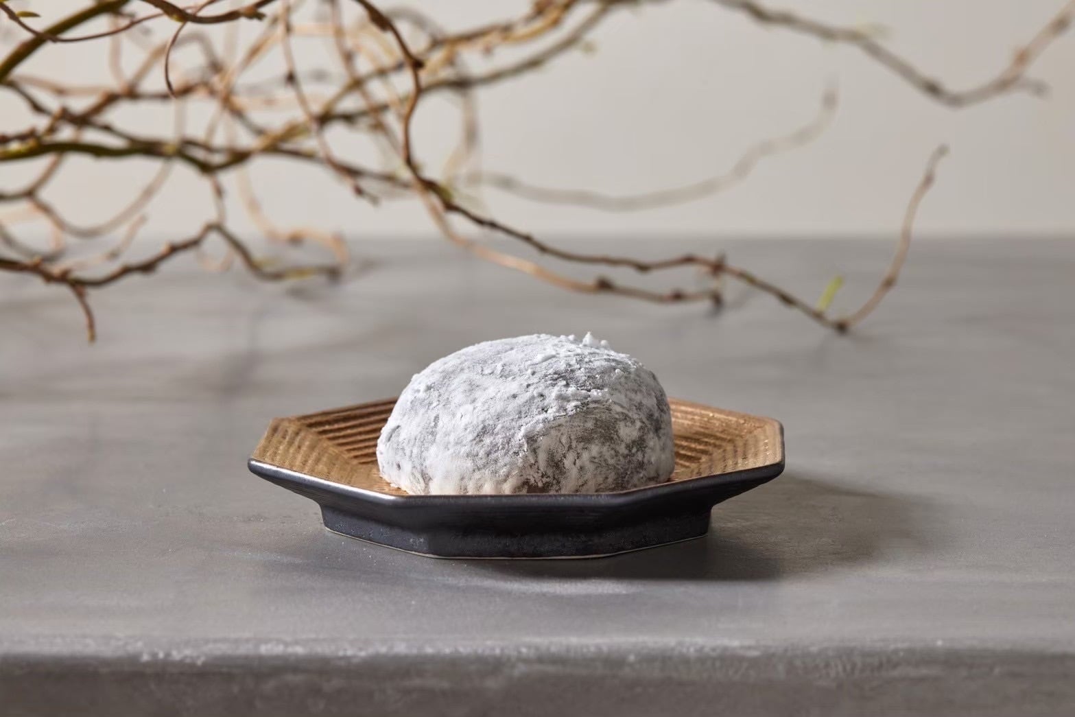 生ごま団子(3個) | ごま団子専門店 gucha