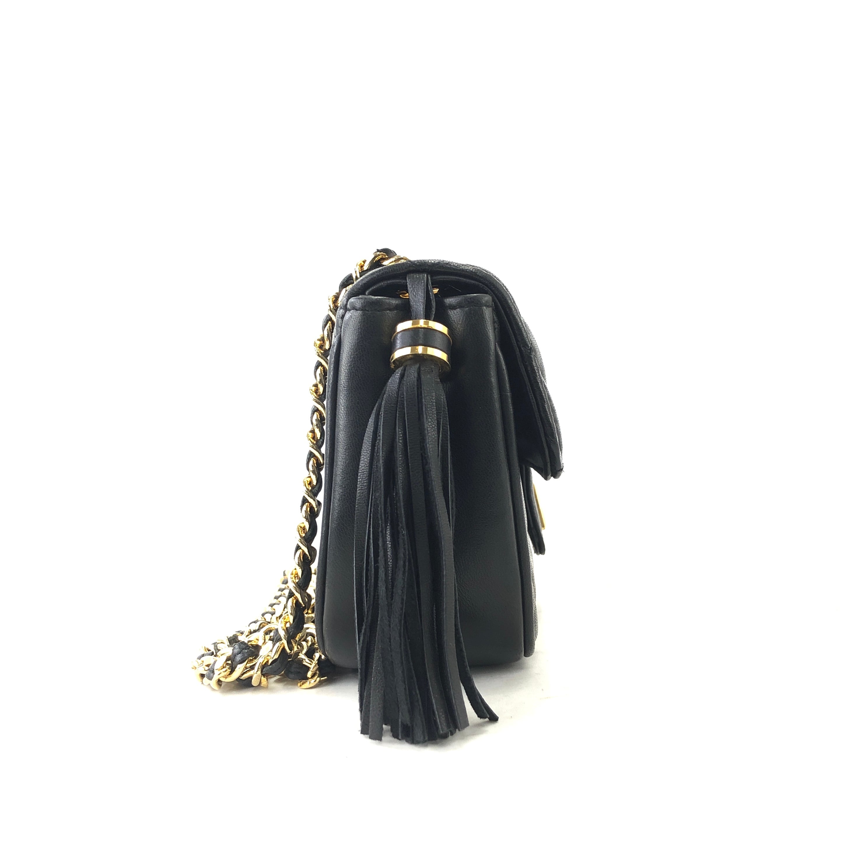 GIVENCHY ジバンシィ ロゴ タッセル レザー キルティング チェーン