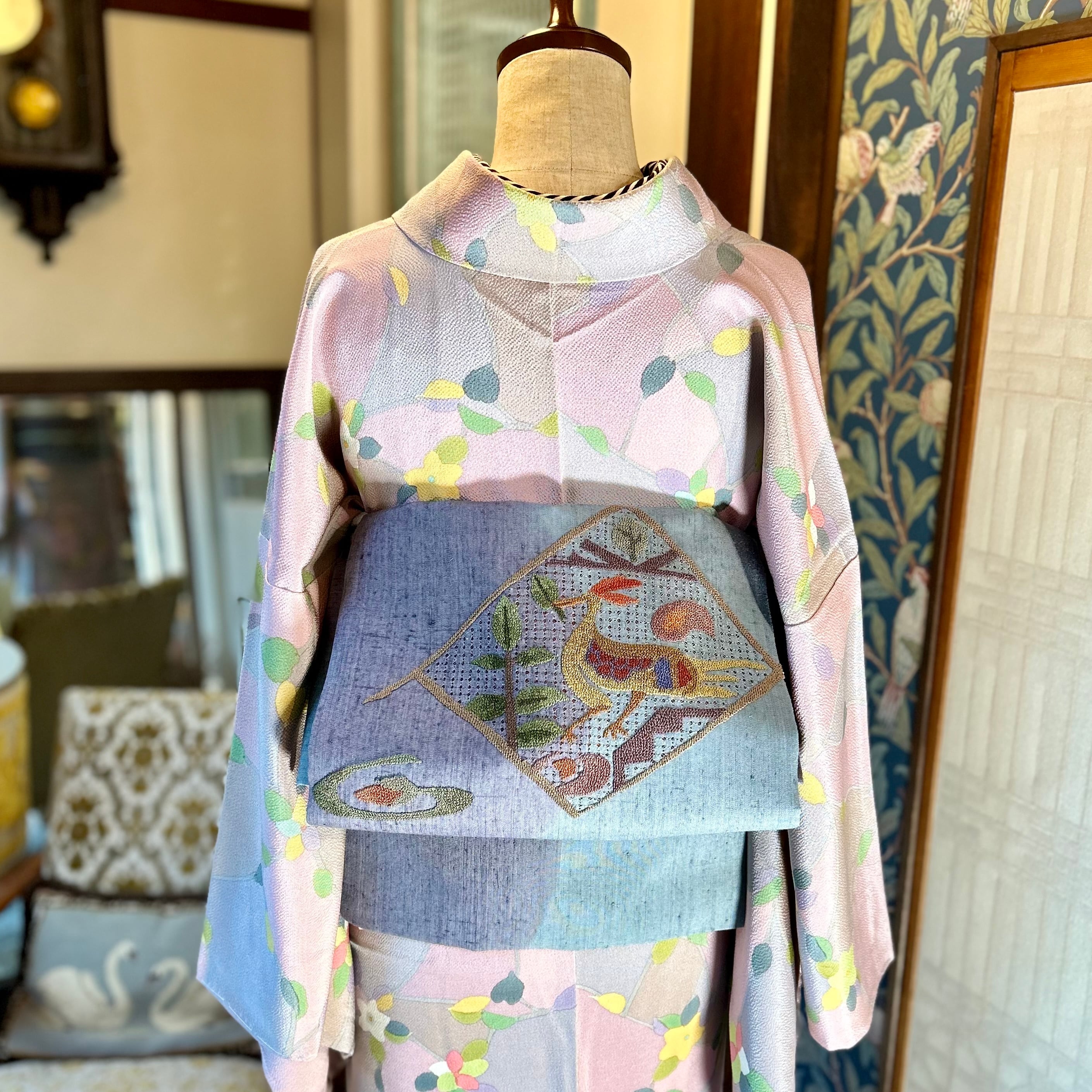 Framed bird＊ スワトウ刺繍 相良刺繍 鳥 未使用 リサイクル名古屋帯