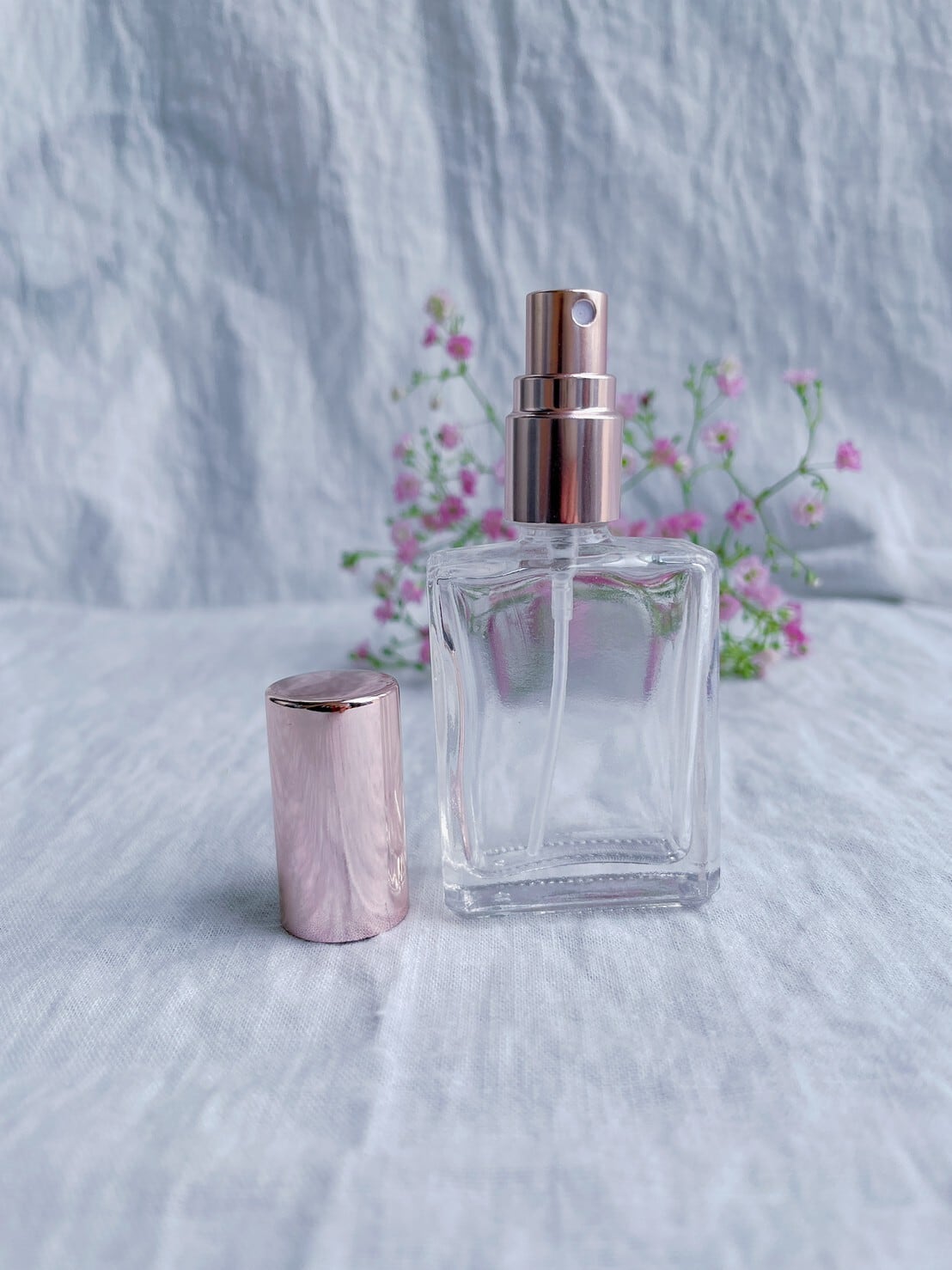 香水瓶 15cc 平角スプレー瓶～香水ボトル ガラス瓶 ピンクキャップ
