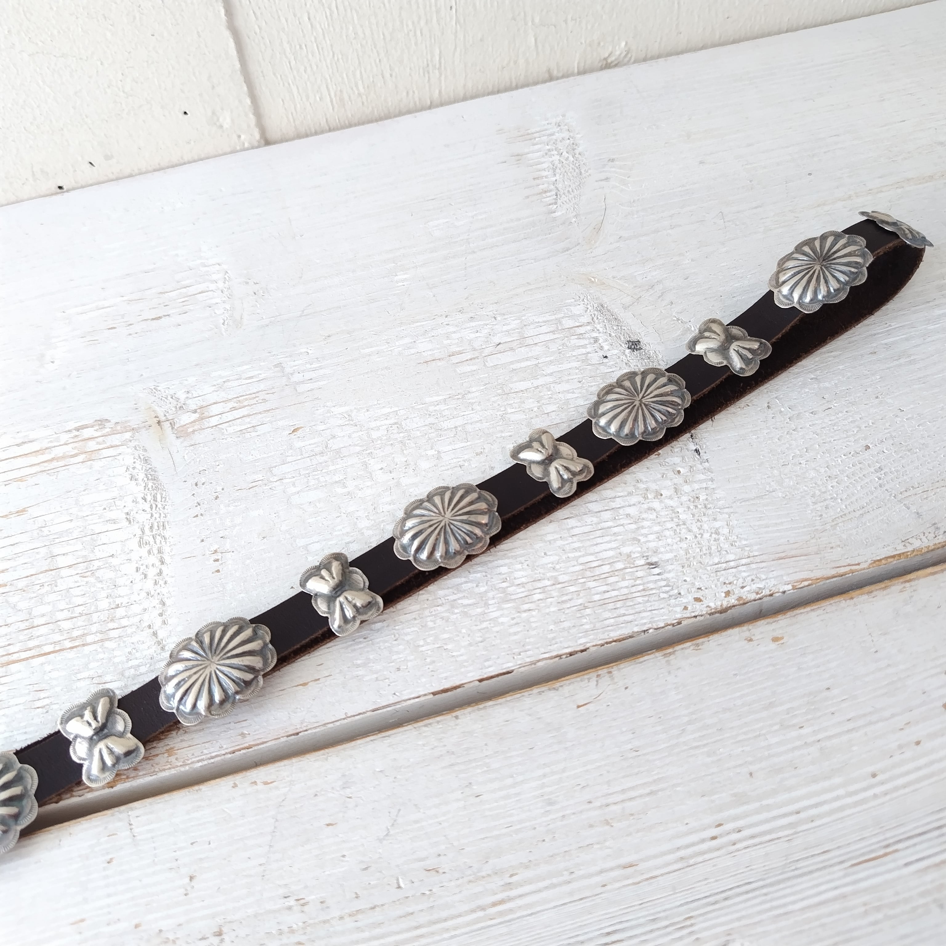 ナバホ シルバーコンチョ レザーベルト インディアンジュエリー