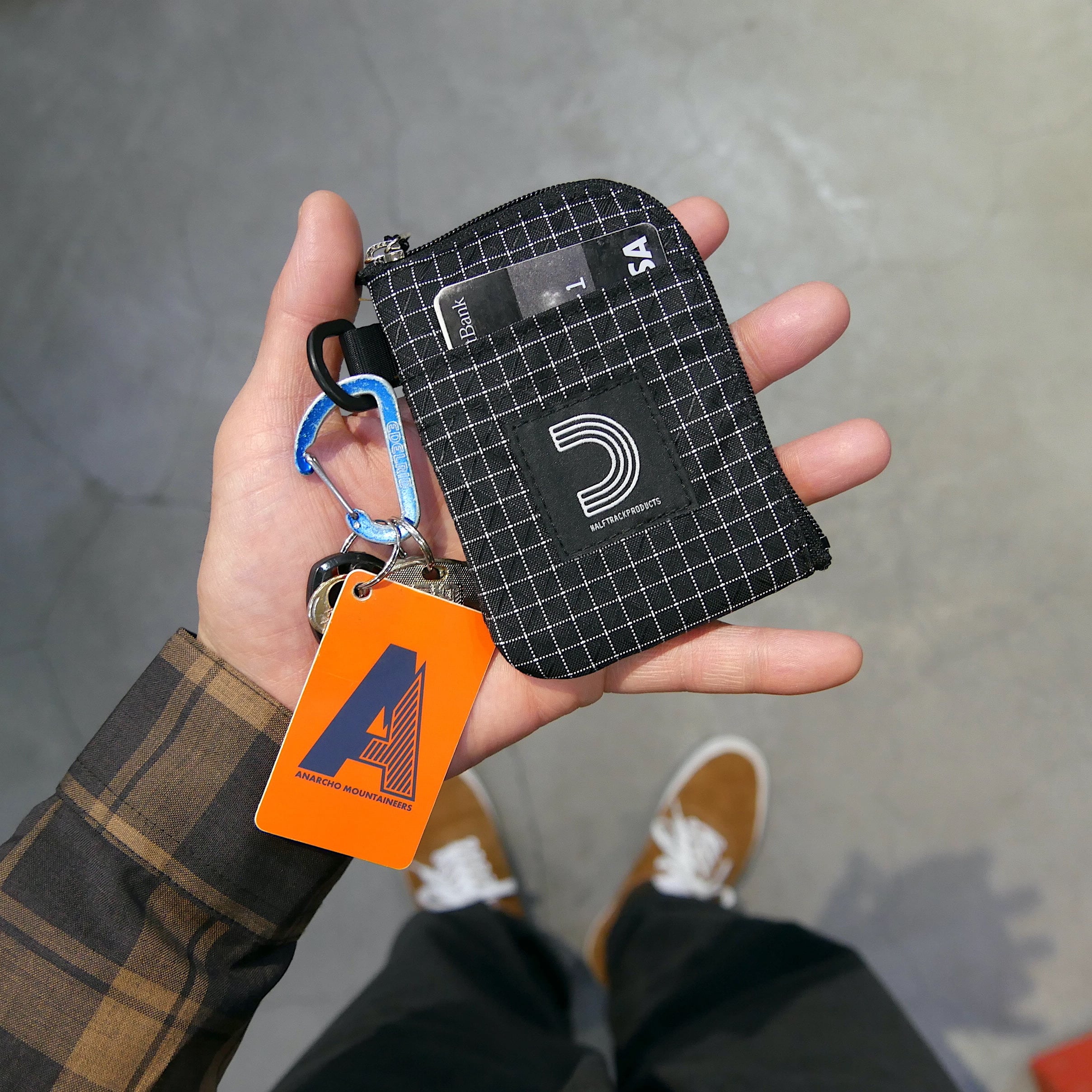 HALFTRACK PRODUCTS / HIKING TICKET | Pay ID