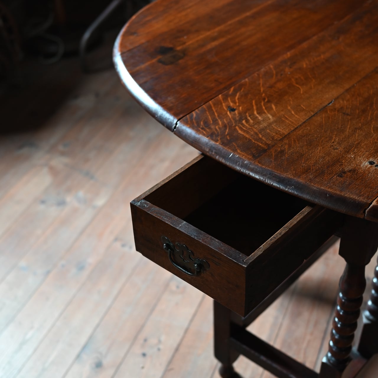 Gate Leg Table / ゲートレッグテーブル 〈ダイニングテーブル・ティー