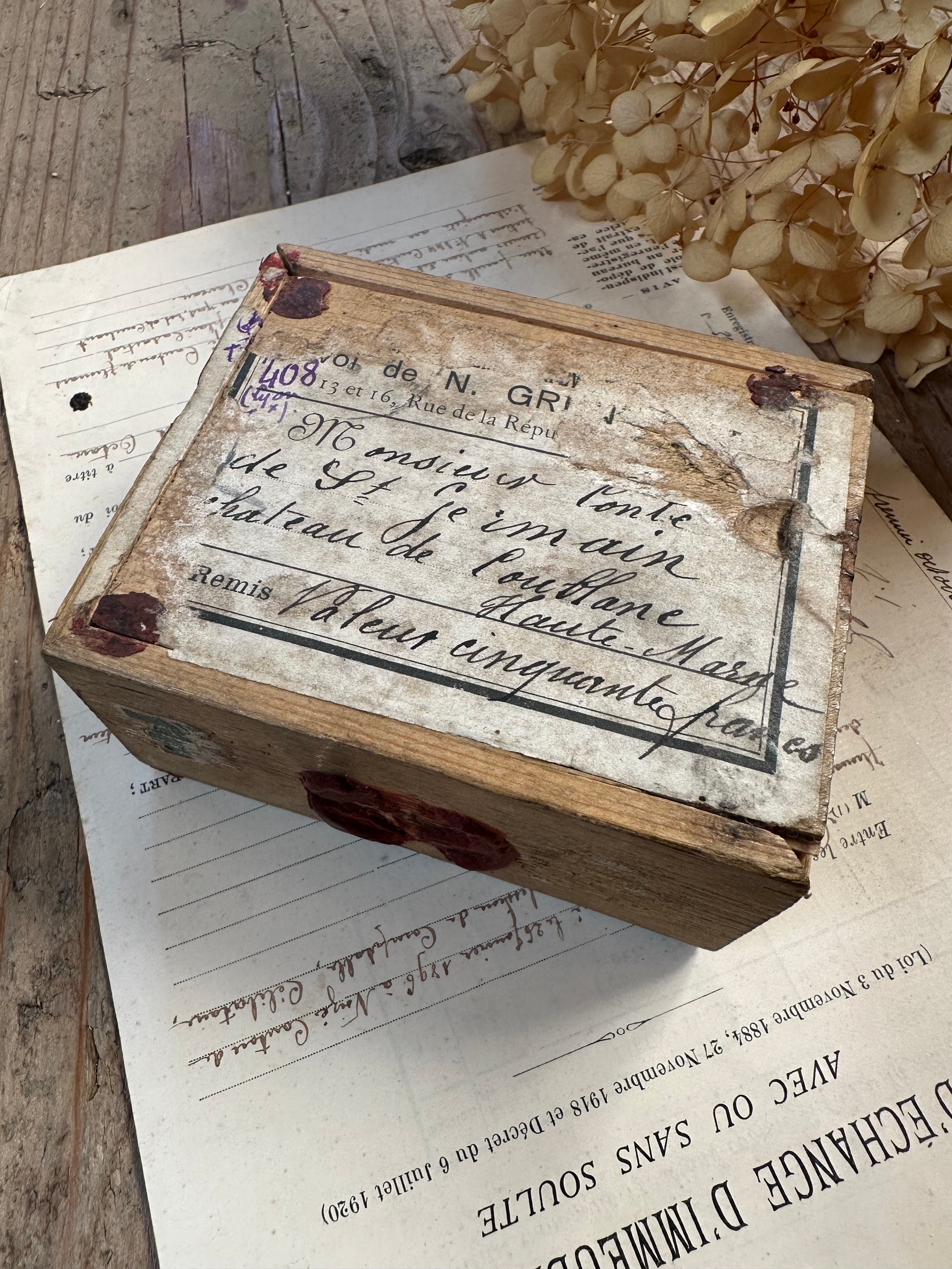 France 郵便用木箱 woodbox | Brocante de La Cocotte （フランス