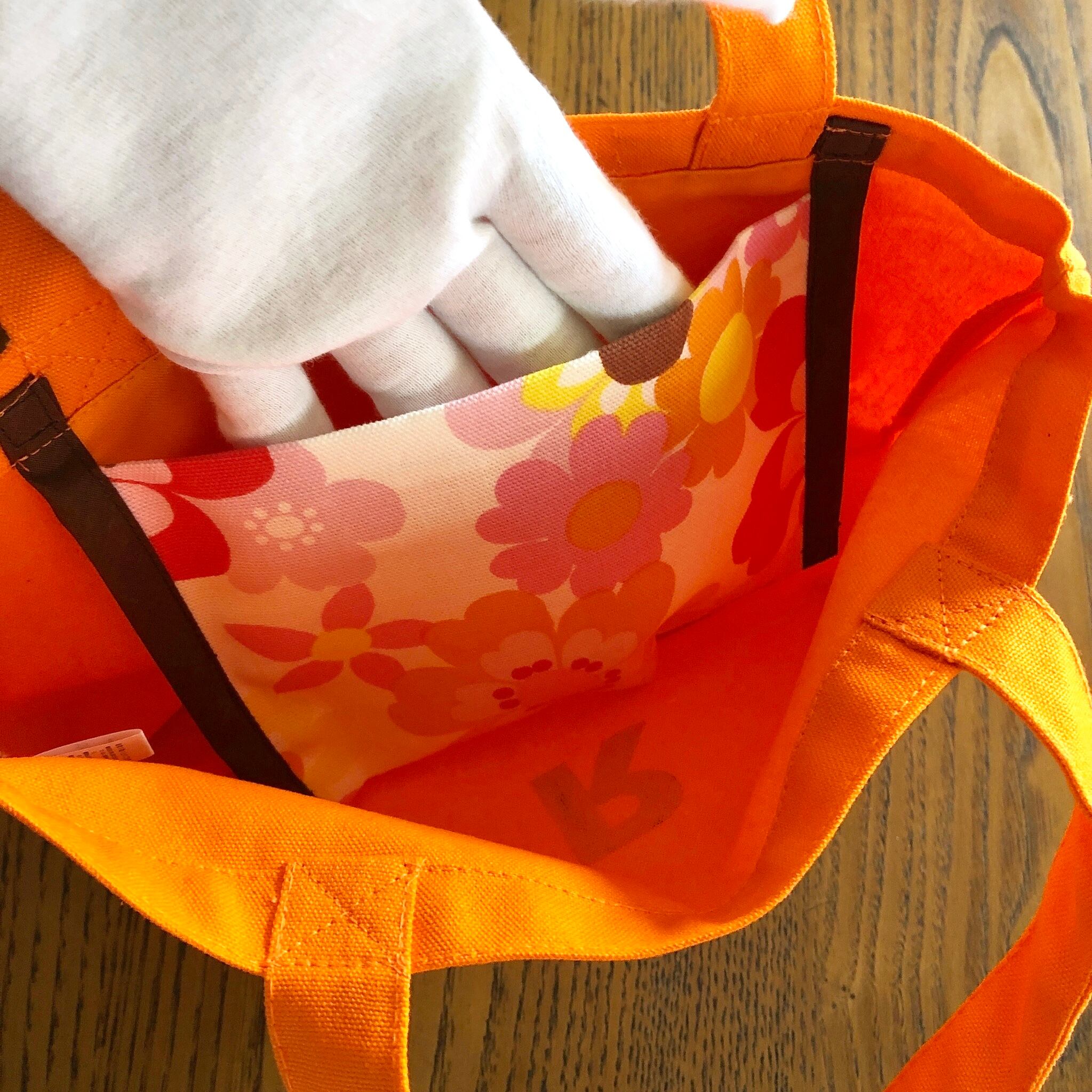 ミニトート【R】オレンジ×チョコレート キャスキッドソンのポケット