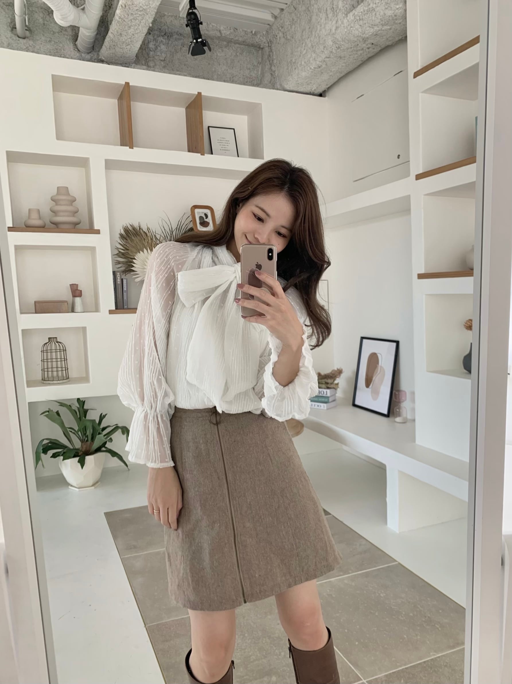 ボウタイ シースルードットブラウス | on off focus inc.