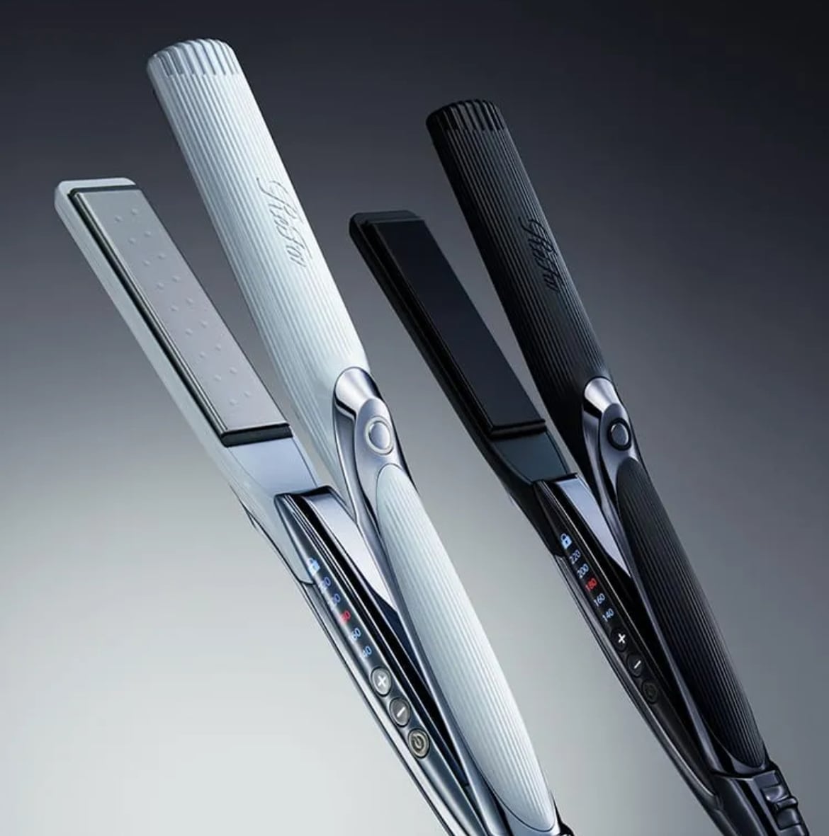 リファビューテックストレートアイロンプロ（黒）¥23000 | hair care