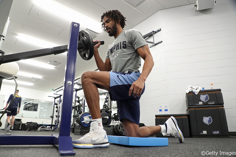 昨季の汚名返上を誓うグリズリーズ、司令塔マイク・コンリーも完全復活