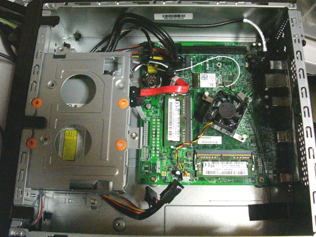 中身ノートパソコンですね。』 Acer Aspire X XC-830-N18F のクチコミ