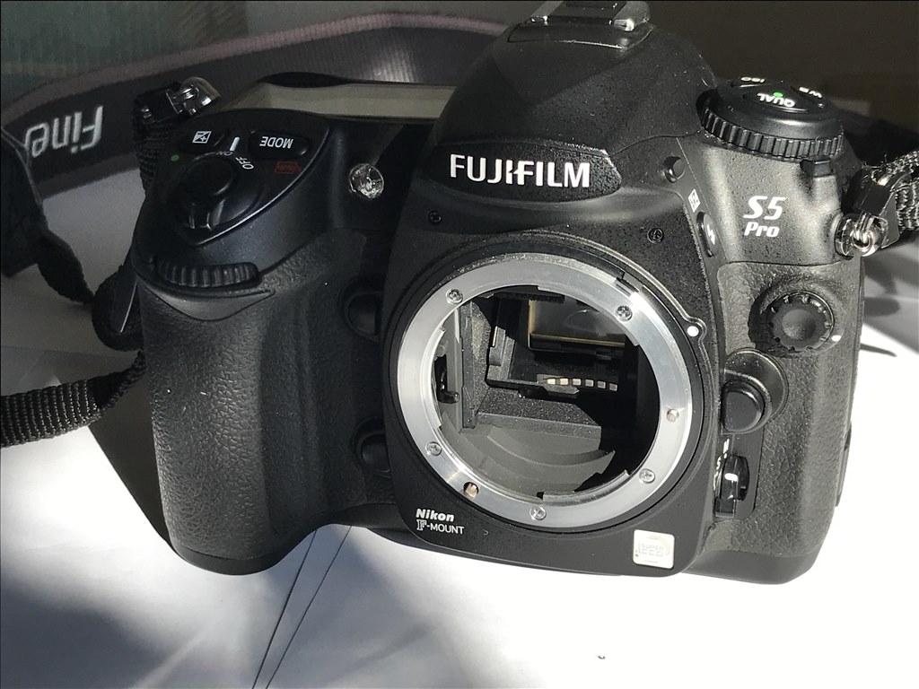 S5pro故障で 再起不能のよう。』 富士フイルム FinePix S5 Pro