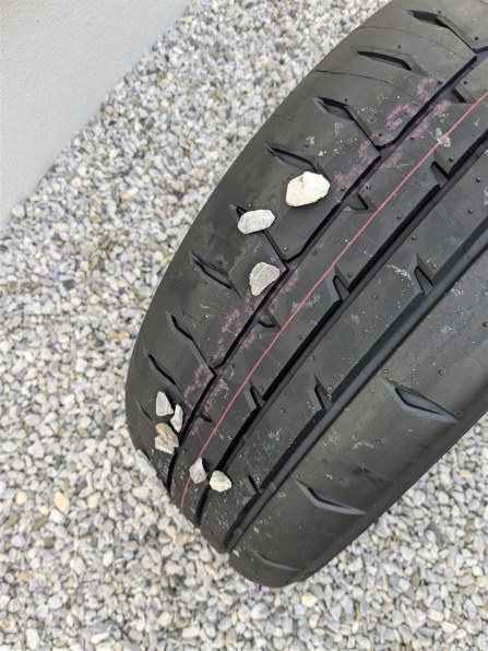 ブリヂストン [1本] POTENZA RE-71RS 215/45R18 93W XL 価格比較