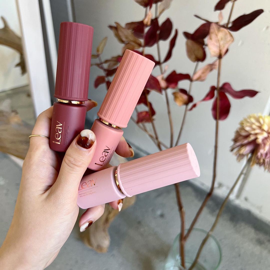 リップそっくりな見た目も可愛い♡ 大人気の韓国発ジェルネイル『Leav