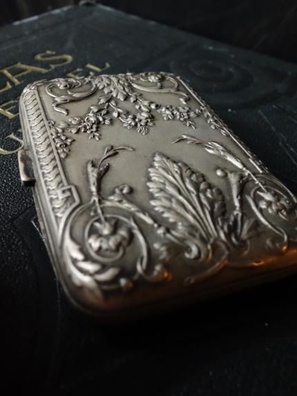 フランスアンティークアクセサリー 19世紀シガレットケース - 西洋