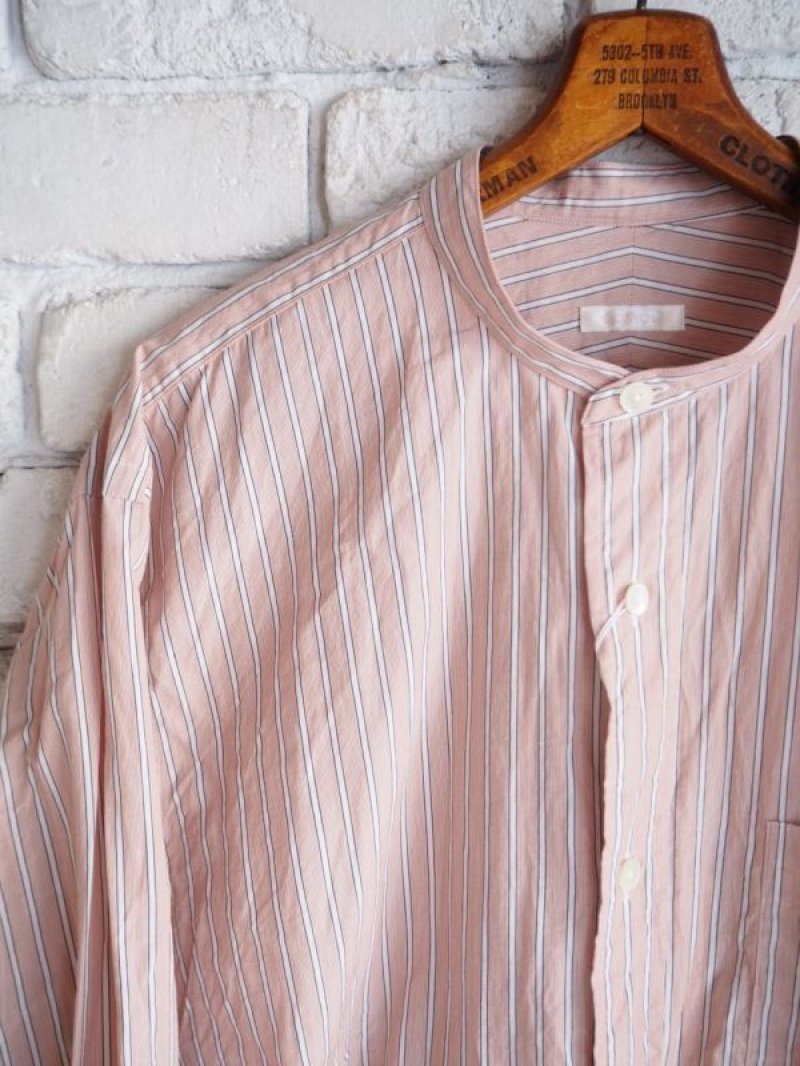 COMOLI バンドカラーシャツ