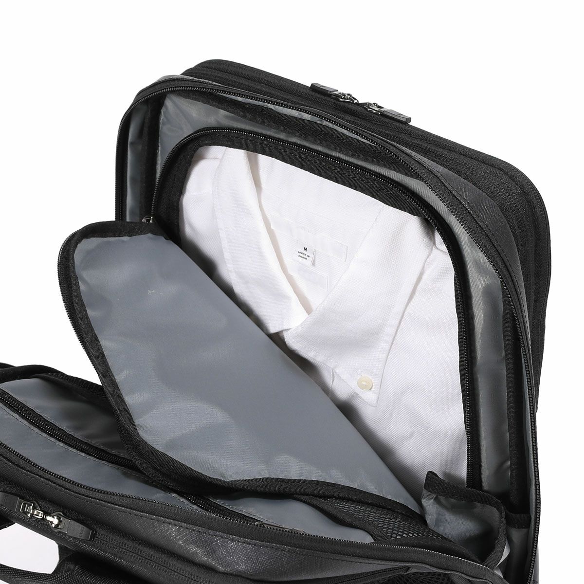 No.60646：2層リュック39cm EX5cm サフィアーノブラック | BERMAS