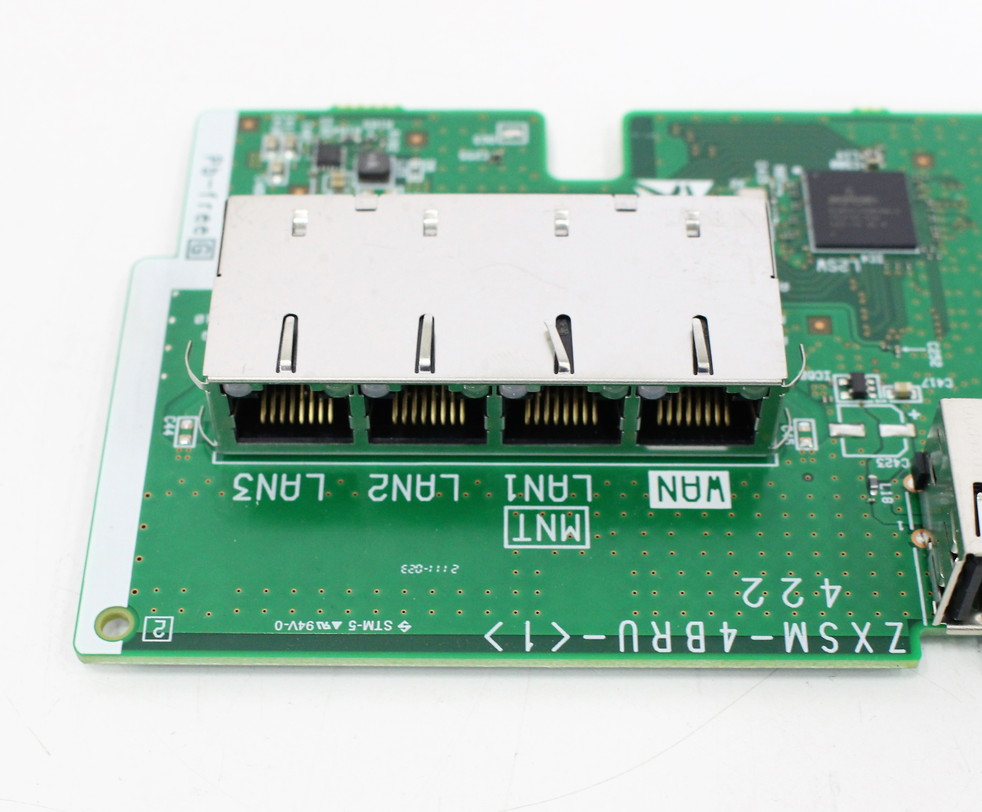ZXSM-4BRU-(1) NTT製 αZX 基板 4chブロードバンドルーターユニット