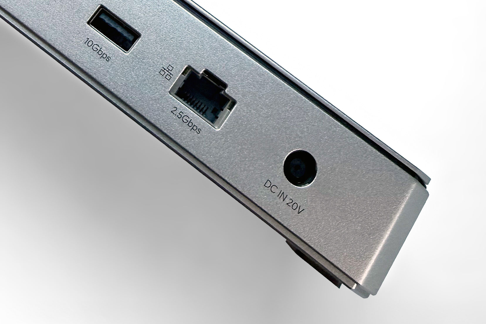 Wavlink Thunderbolt 5 Dock review: Affordable fast Thunderbolt