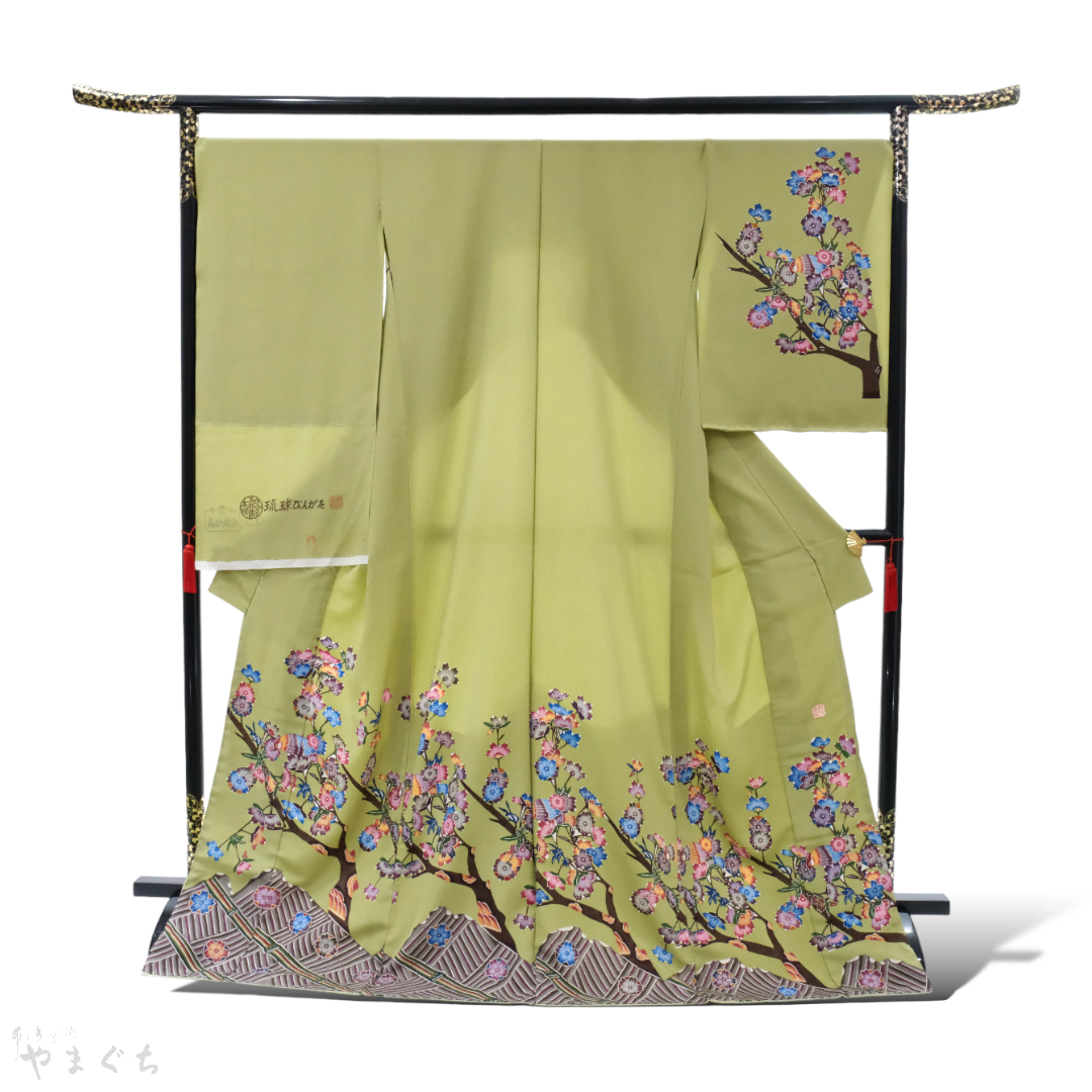 人間国宝 玉那覇有公 琉球紅型 桜文様 訪問着 | 帯ときもの やまぐち