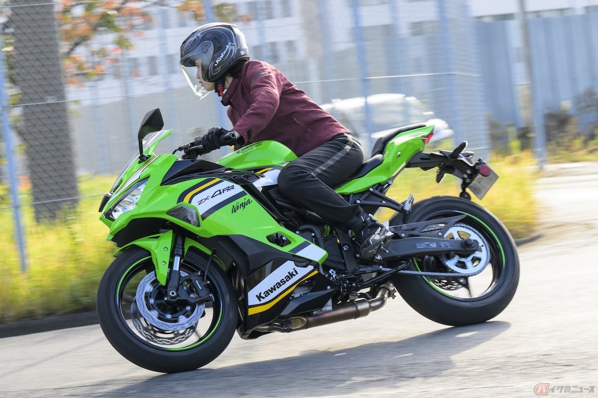 最高の爽快感を味わえる！ カワサキ『Ninja ZX-4RR KRT EDITION』に