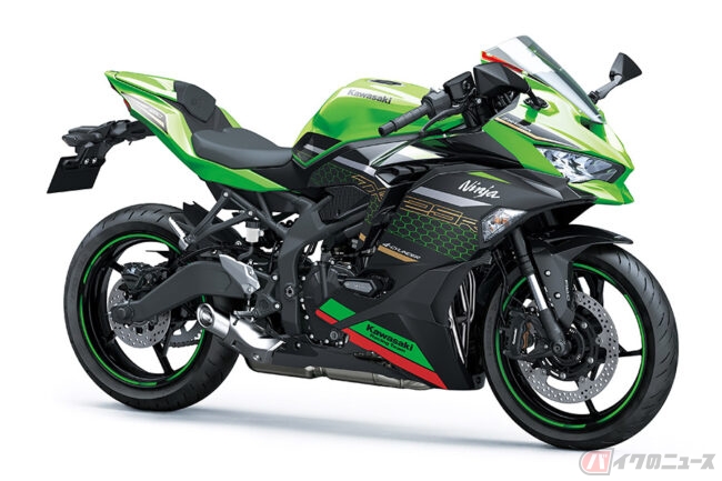 カワサキ「Ninja ZX-25R」 スタンダードとSEのどっちを選ぶ？ | バイク