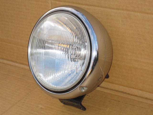 売約済み】ドラッグスタークラシック400のヘッドライトが入荷しました