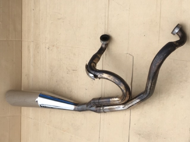 売約済み】ドラッグスター1100用の社外マフラーが入荷しました