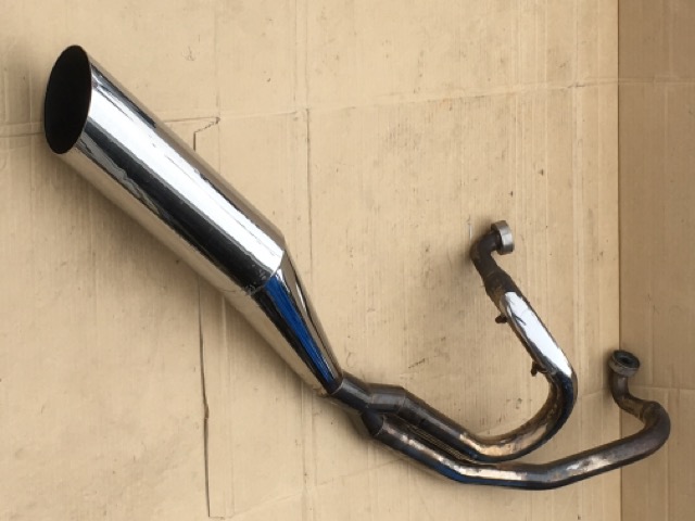 売約済み】ドラッグスター1100用の社外マフラーが入荷しました