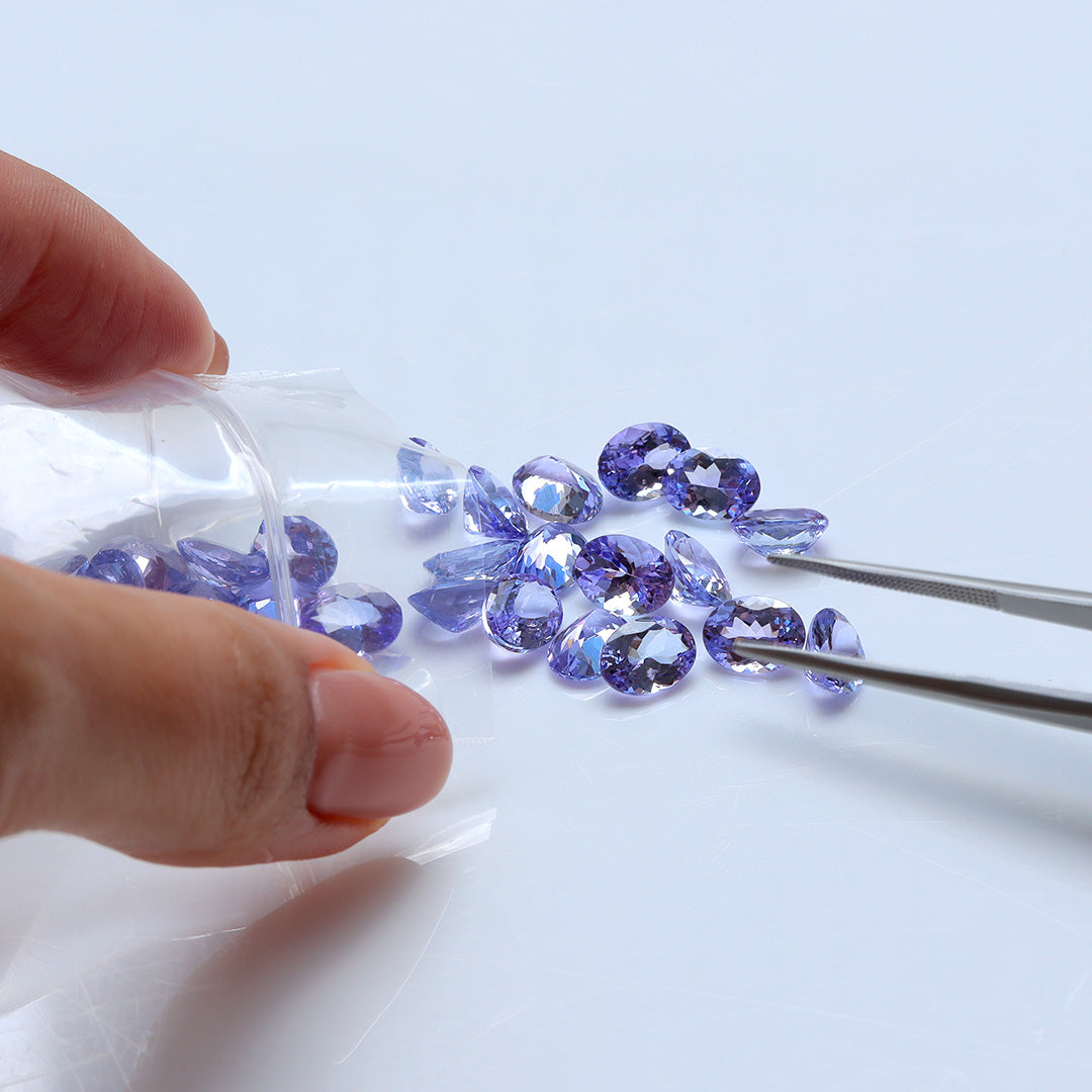 ビズー公式】タンザナイト(ラベンダーカラー) K18(18金)リング