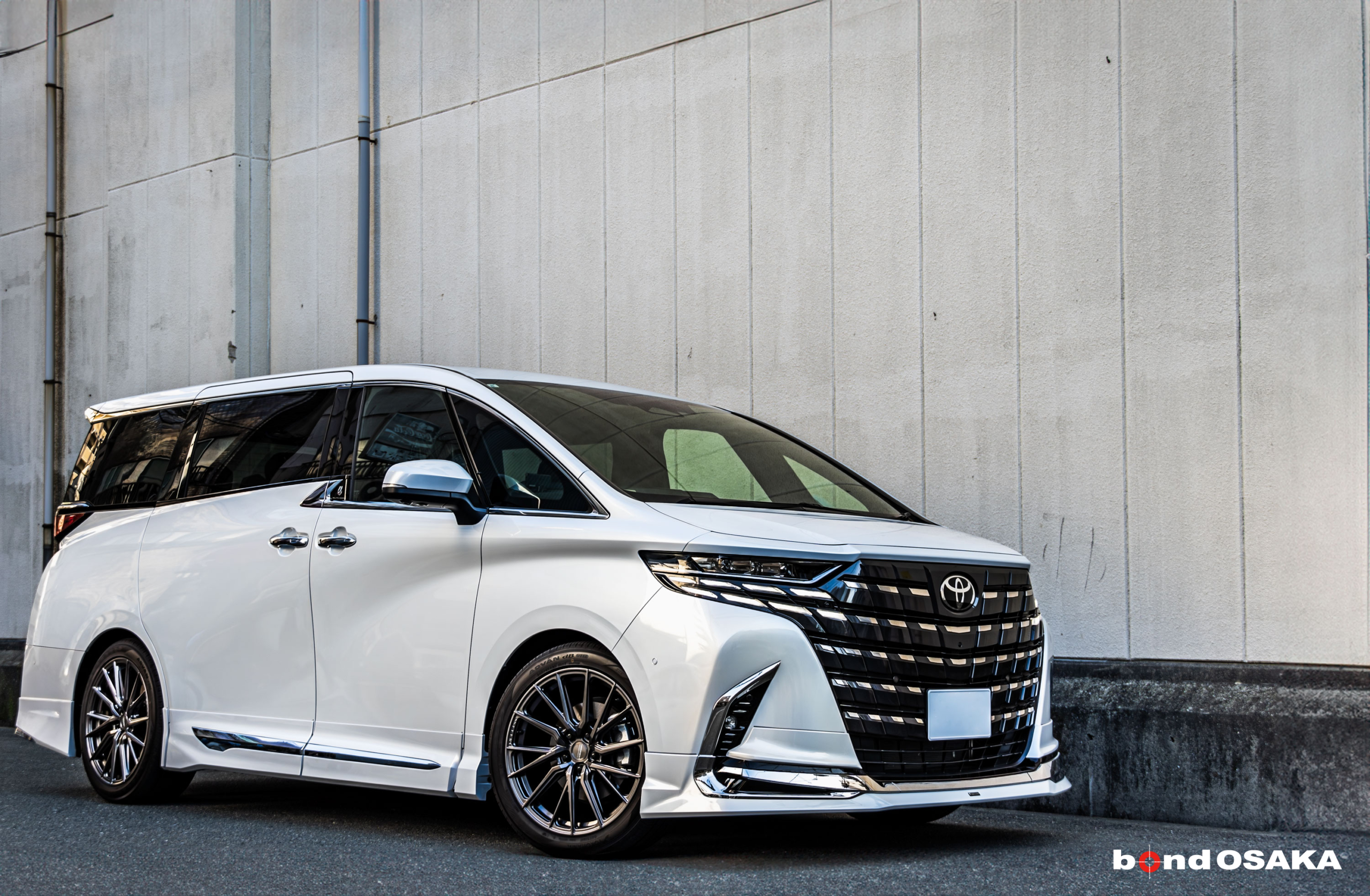 40系 新型アルファードに、RS-R Ti2000 ハーフダウンサスを装着！！