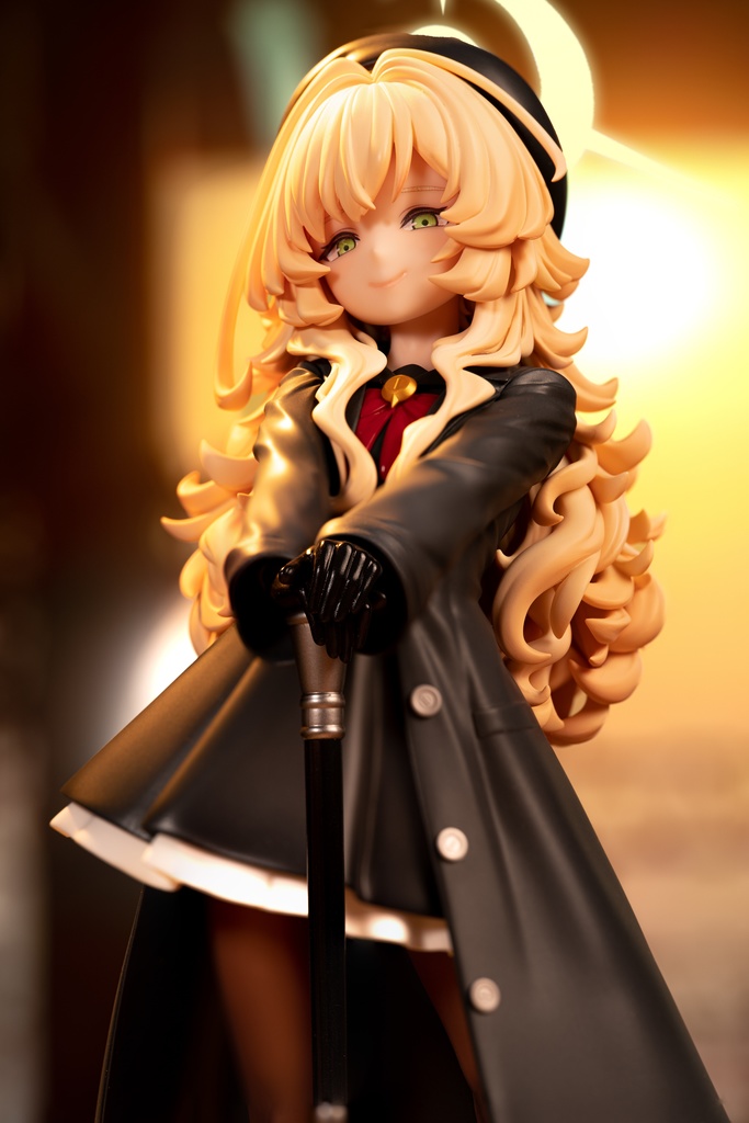 ニヤニヤ教授 ブルーアーカイブ・未塗装ガレージキット - オレンジの