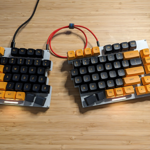 ロウスタッガード配列キーボード Kaineko42R - Daraku-Neko - BOOTH