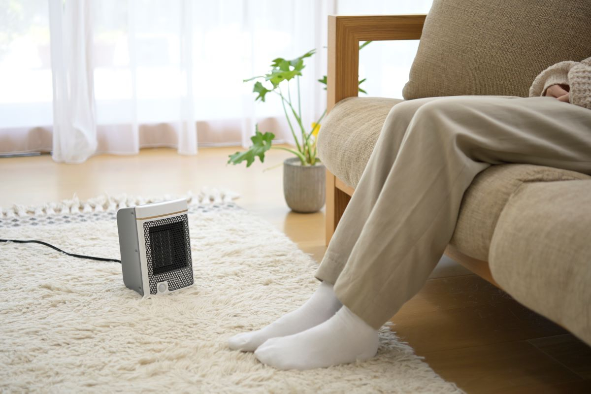 商品情報_セラミックファンヒーター（人感センサー） | 山善の商品情報