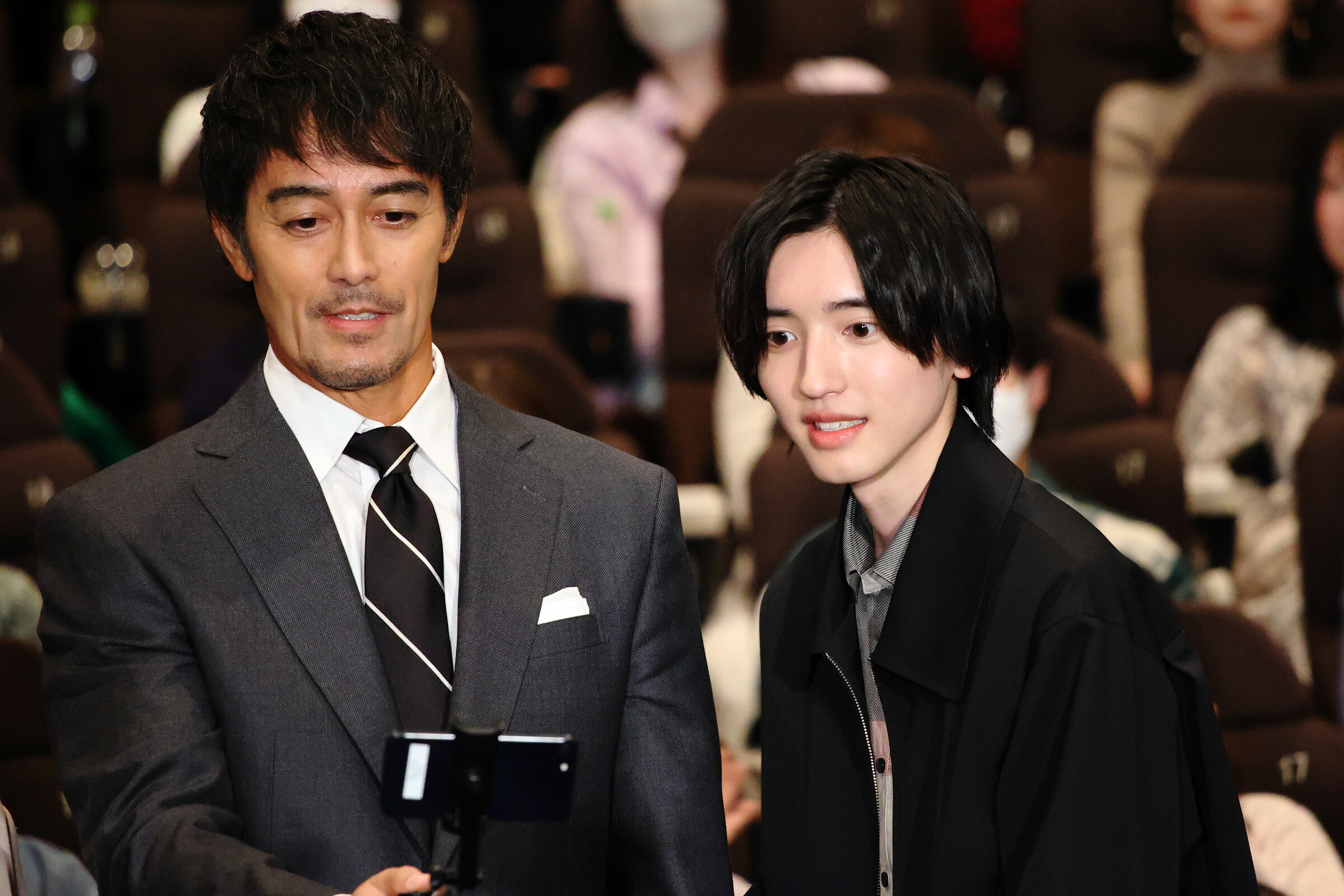 阿部寛、永野芽郁、道枝駿佑が語る「キャスター」。道枝は阿部の演技に