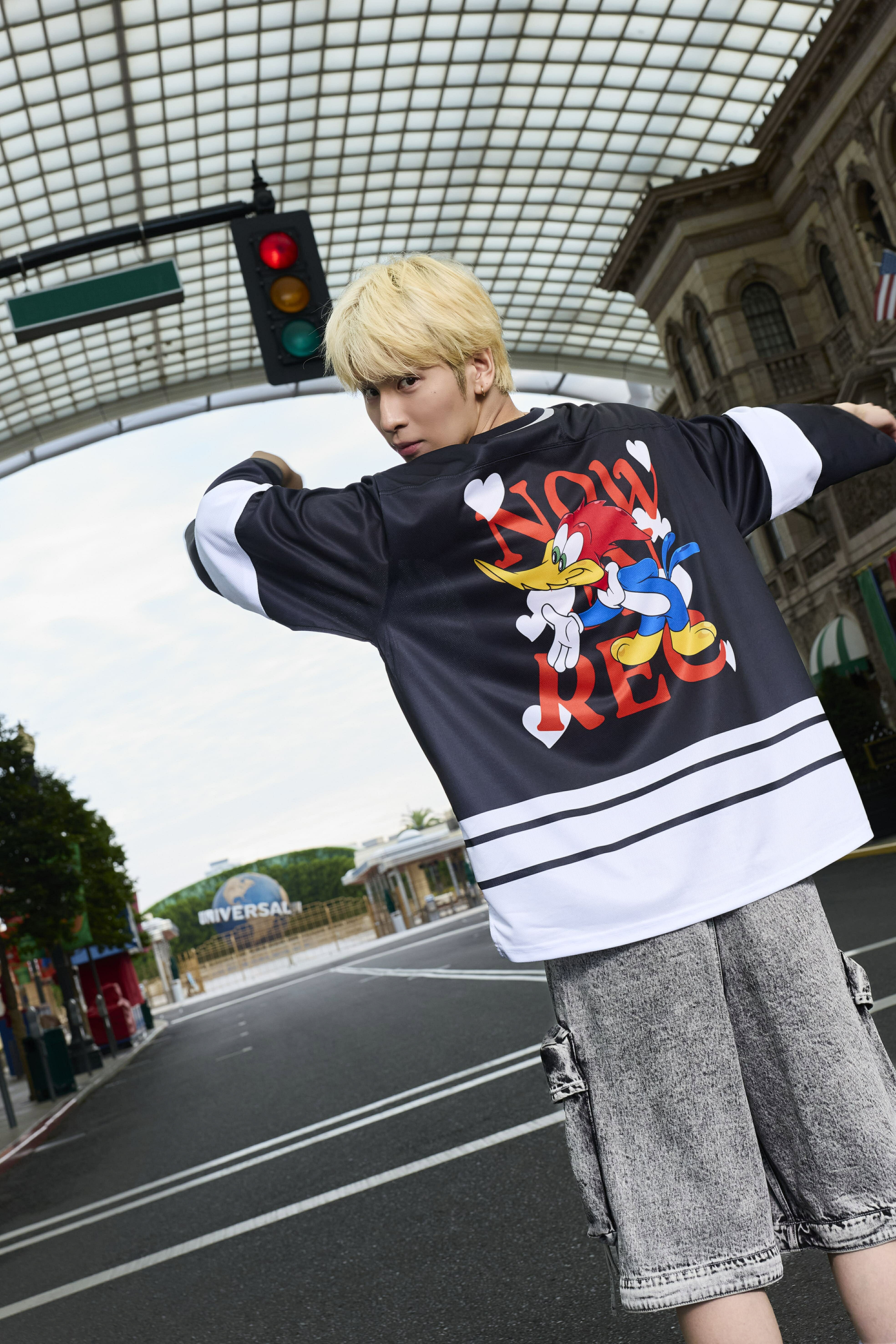 THE RAMPAGE・長谷川慎、USJチャリティグッズのSPモデルとして登場