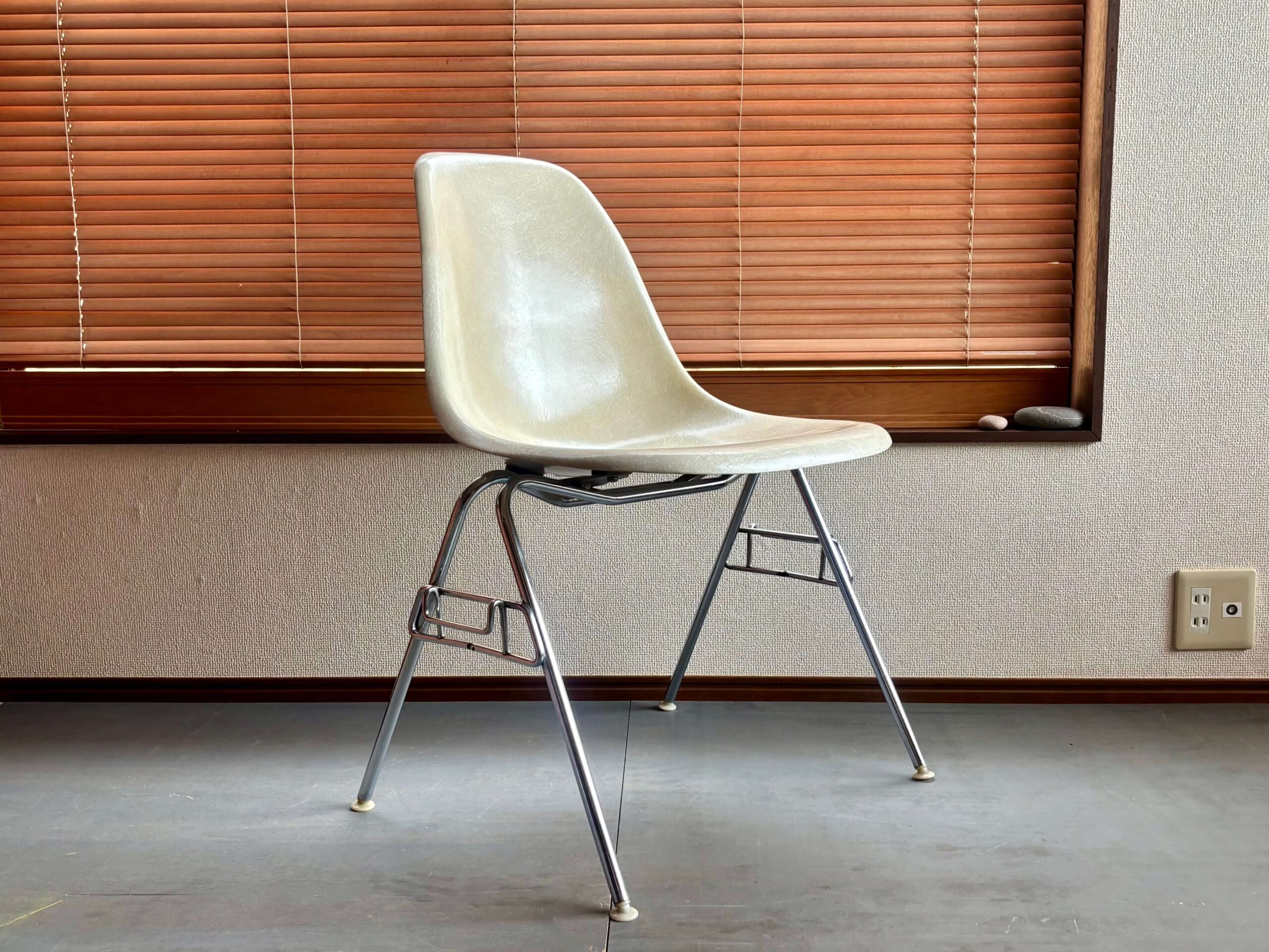 No.7661E「Herman Miller〈サイドシェルチェア〉FRP：イームズ」1980年