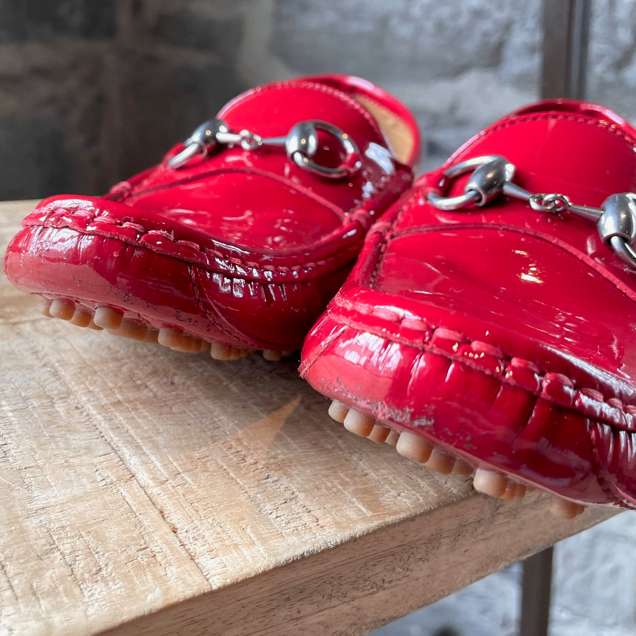 Gucci Red Patent Leather Horsebit Driving Loafers – Boutique LUC.S