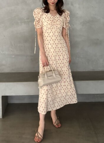 SALE】SNIDEL ボリュームラッフルフリルプリントワンピース | ウサギ