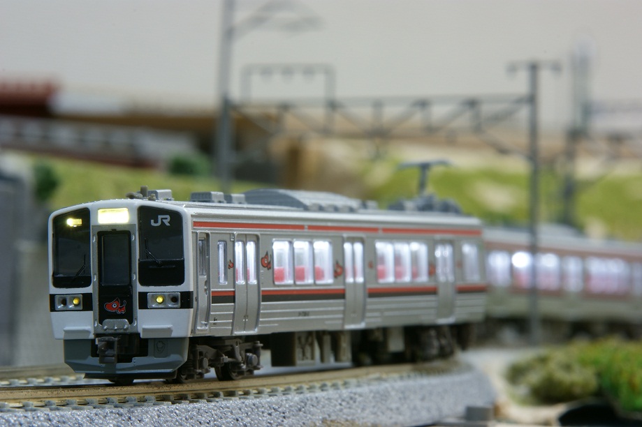 これも弄らねば】719系0番台 磐越西線「あかべぇ」 - ビスタ模型鉄道