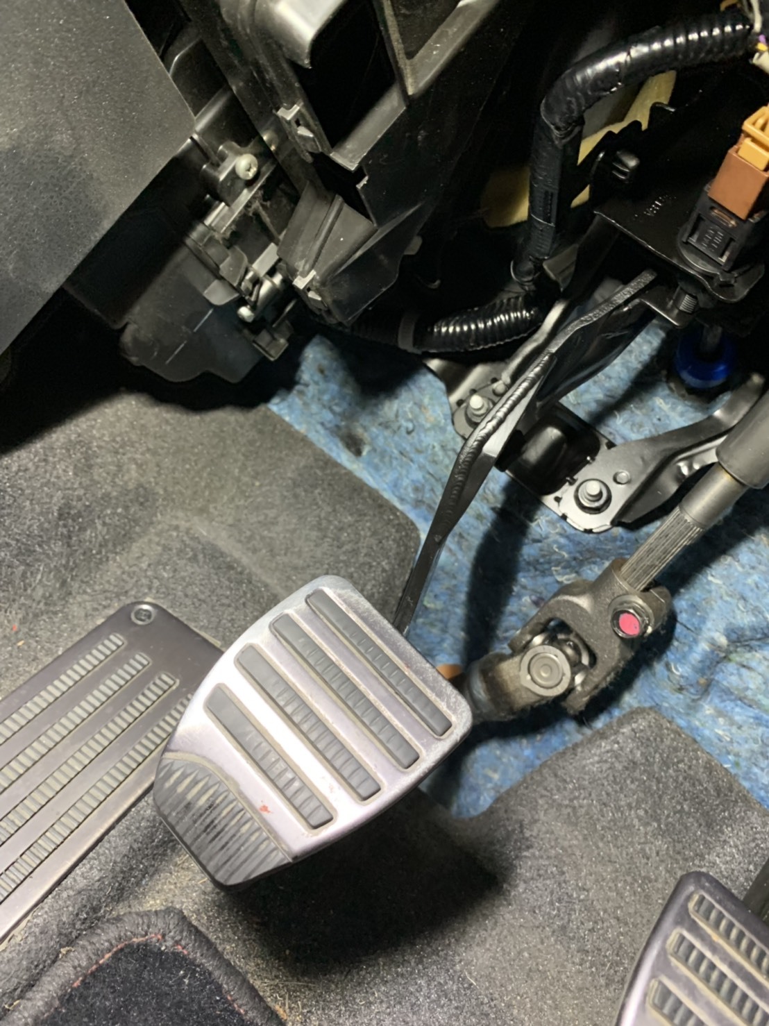 カズッサン送料無料マーチニスモs用（K13改）Ntec強化クラッチペダル