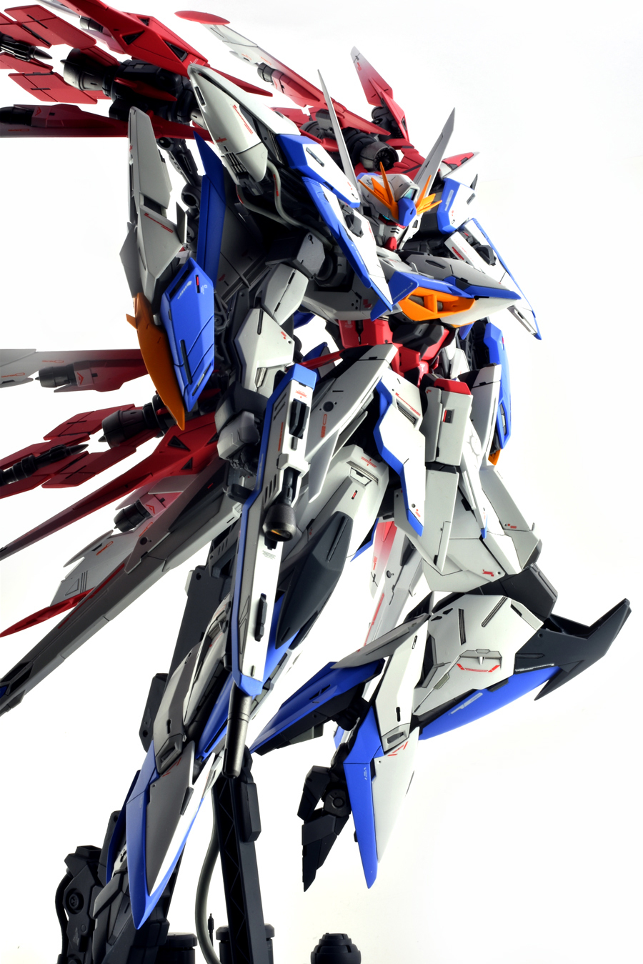 [改造全塗装完成品]1/100 MG エクリプス魔改造機 MG エクリプスガンダム 全塗装 小改造 ～おはようございます、戦闘行動
