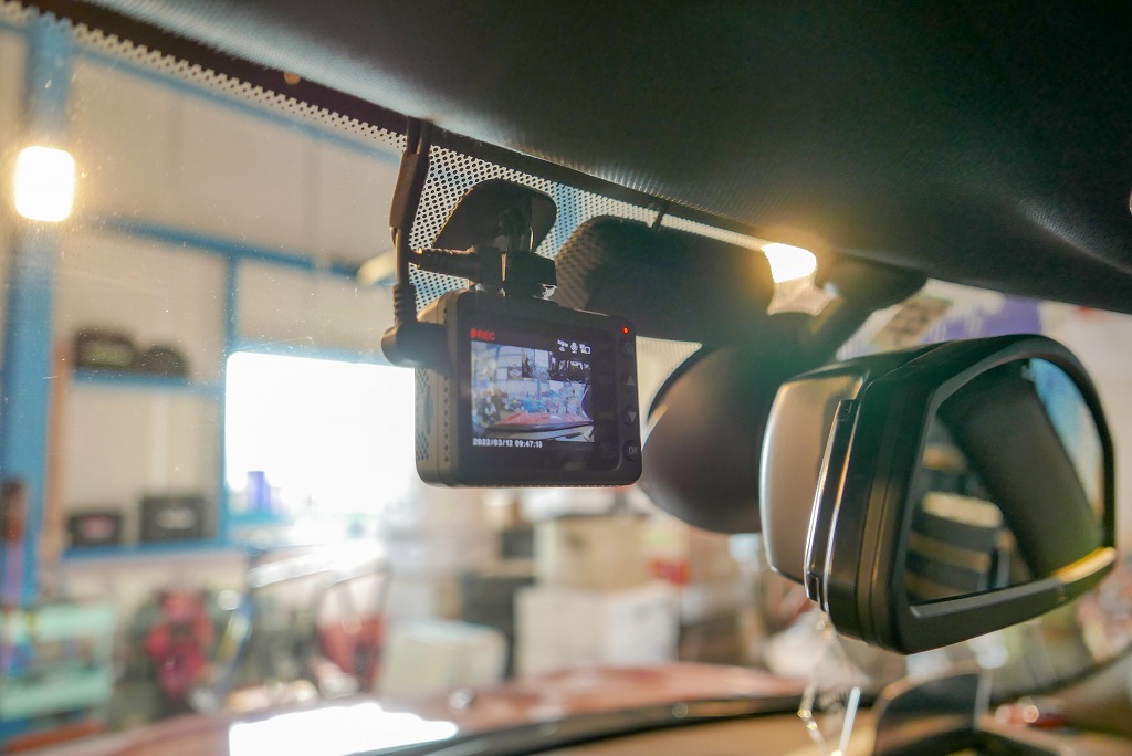 ドライブレコーダー ユピテル Y-3000 駐車管理付き Yupiteru Y3000