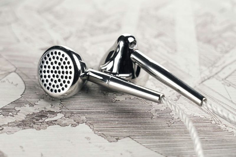 水月雨 PAVANE』レビューチェック ～イントラコンカ型フラッグシップ