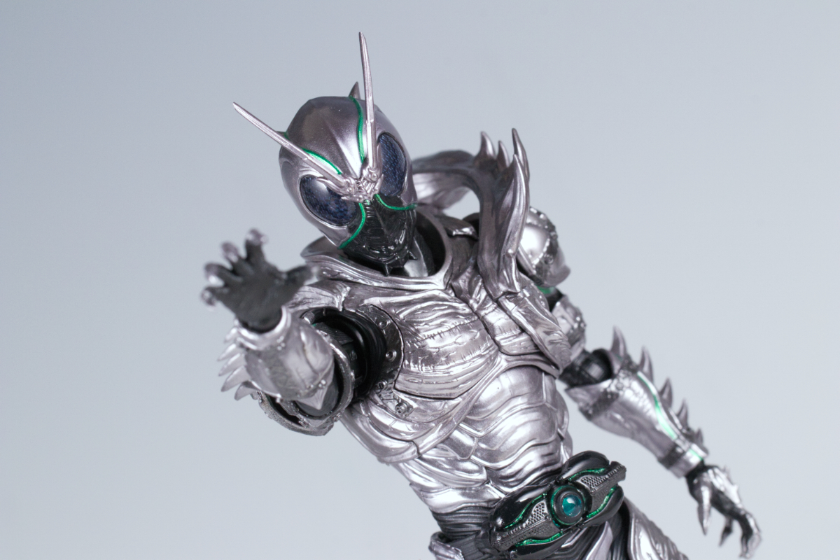 S.H.Figuarts 仮面ライダーSHADOWMOON ミニレビュー | ヒーロー
